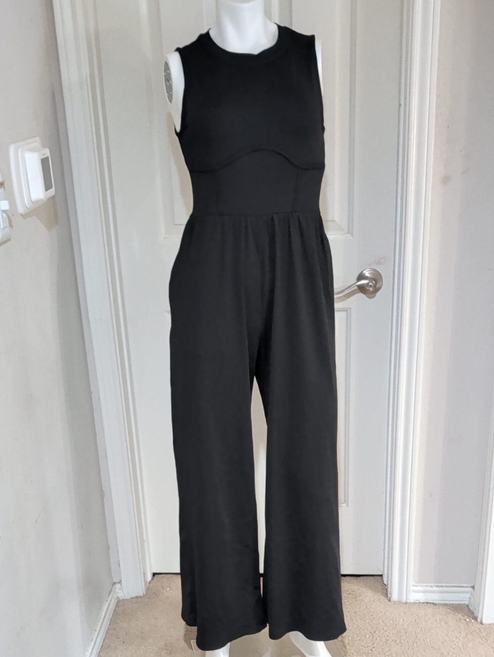 Cider Black Sleeveless Stretch Wide-Leg  Tailored Jumpsuit Women's Large